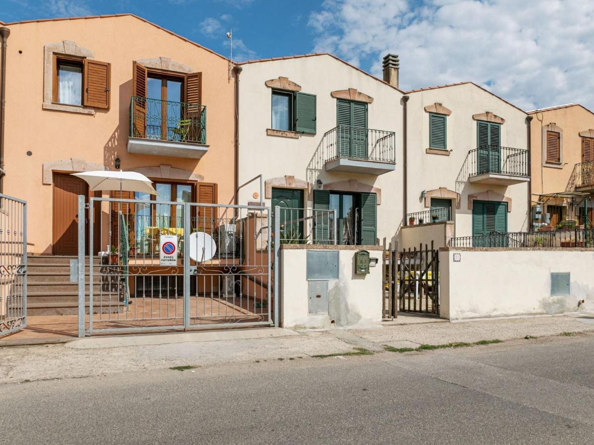 Belvilla By Oyo Casa Santa Giusta Bosa Exterior photo